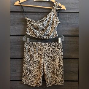 SHEIN Women Leopard Print Top & Bike Short Size 4